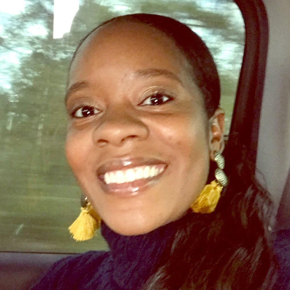 Meet your Posher, Shakira